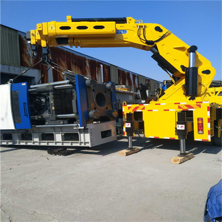 大岭山镇大吊车租赁电话